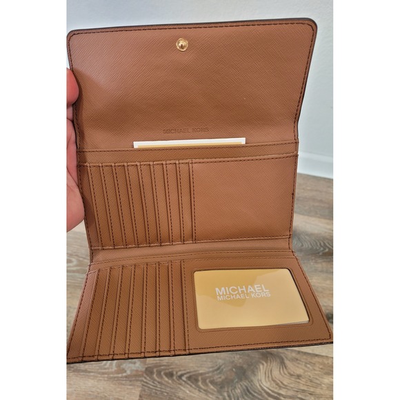 Michael Kors Trifold Jet Set Traveler Wallet Brown Signature Logo Large #7 - Picture 4 of 7